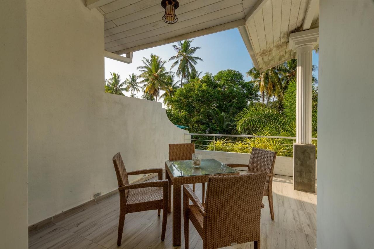 Deltora Villa - Free Drop Off To Galle Fort By Tuktuk エクステリア 写真